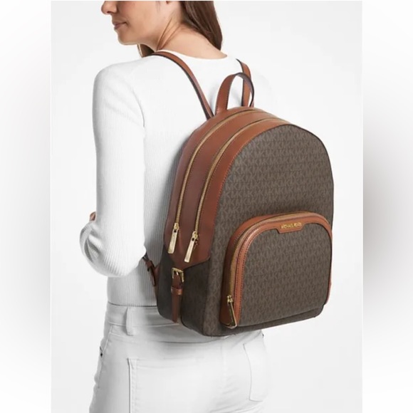 New Michael Kors Jaycee Large Logo Backpack Brown - Picture 3 of 4